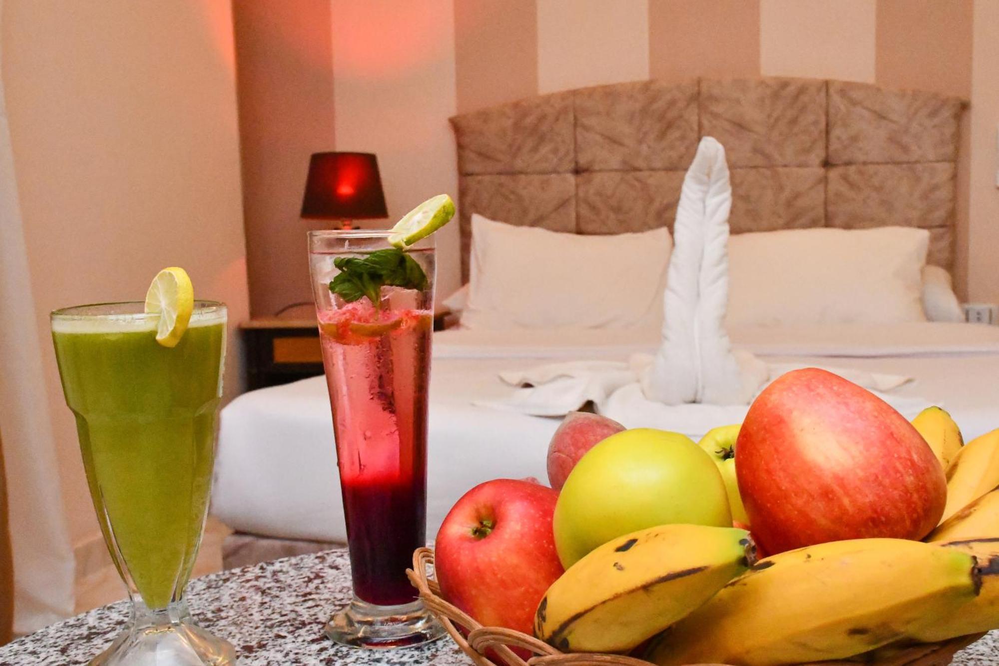 Nun Pyramids Hotel Kafrat al Jabal Exterior photo